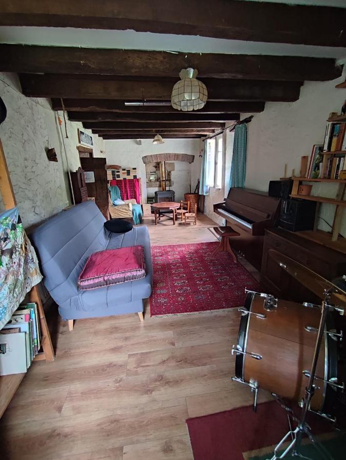 Vakantiehuis Magnifique Moulin Au Bord D'une Riviere, Calme Absolu, Piano Doyet