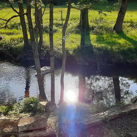 Magnifique Moulin au bord d'une riviere, calme absolu, piano Doyet Extérieur photo