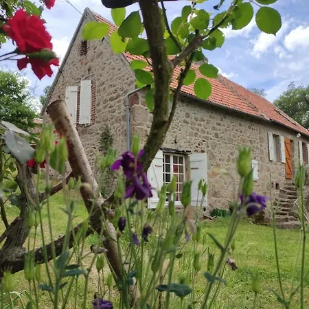 Magnifique Moulin au bord d'une riviere, calme absolu, piano Doyet Extérieur photo