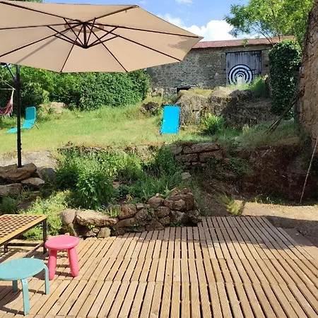 Magnifique Moulin au bord d'une riviere, calme absolu, piano Doyet Extérieur photo
