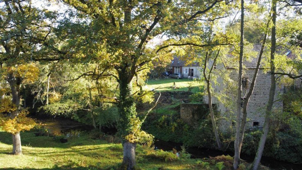 Magnifique Moulin Au Bord D'une Riviere, Calme Absolu, Piano Сasa de vacaciones *
